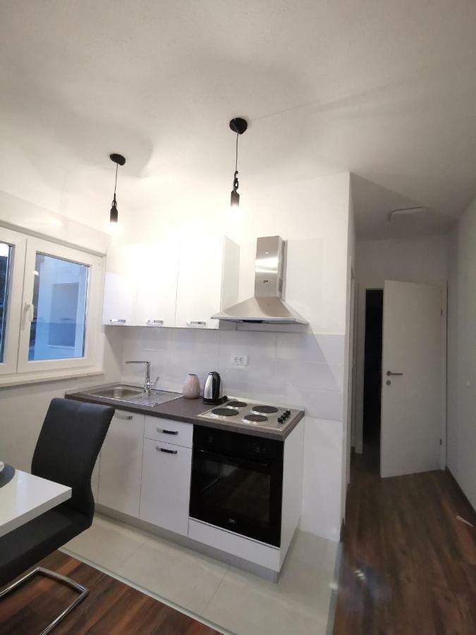 Charming Studio - Apartment Makarska Kültér fotó